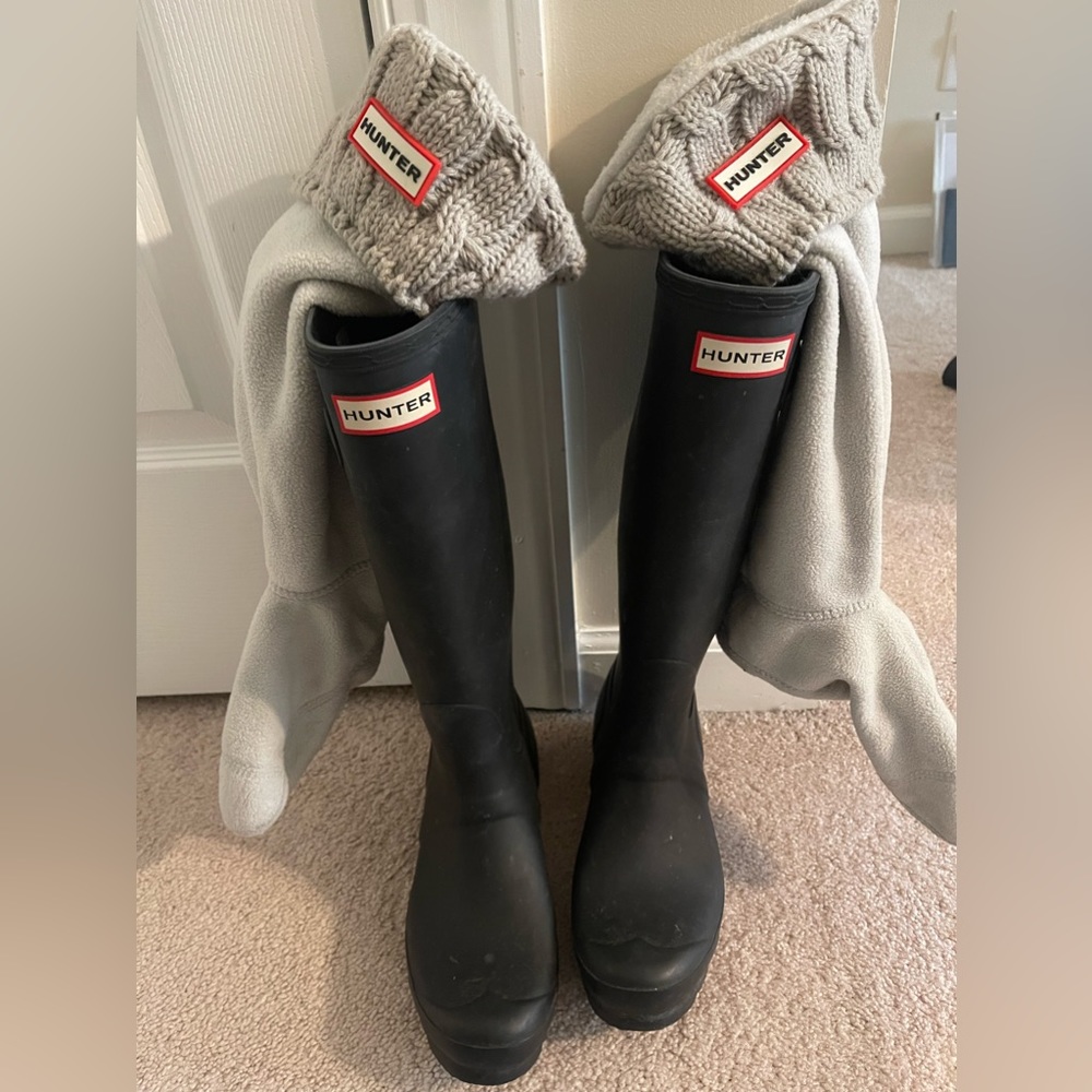 Black Hunter Boots. Size 7, with boot socks